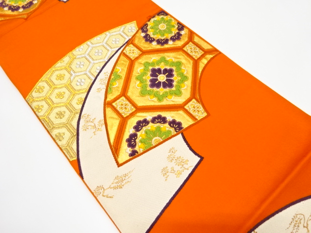 地紙に花蜀江・亀甲模様織り出し　袋帯